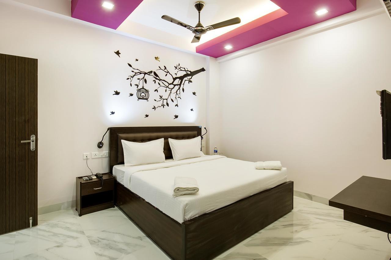 Crystal Lake Suites Coimbatore Exterior foto